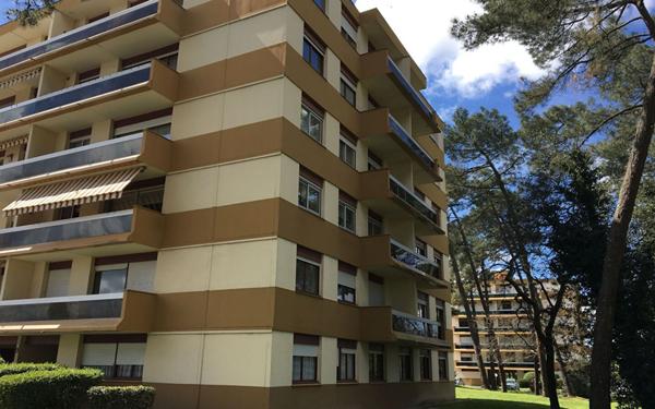 Appartement à louer    1 pièce •  Pessac