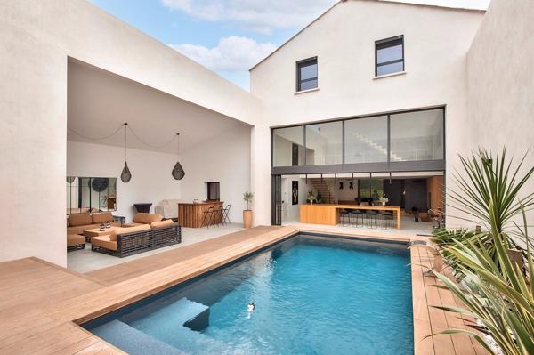 Vente Maison de luxe Aix-en-Provence 6 Pièces 270 m²