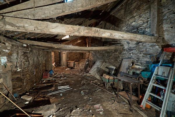 Rare et exceptionnel maison à rénover en pierres à seulement 5 mn du centre de Vitré