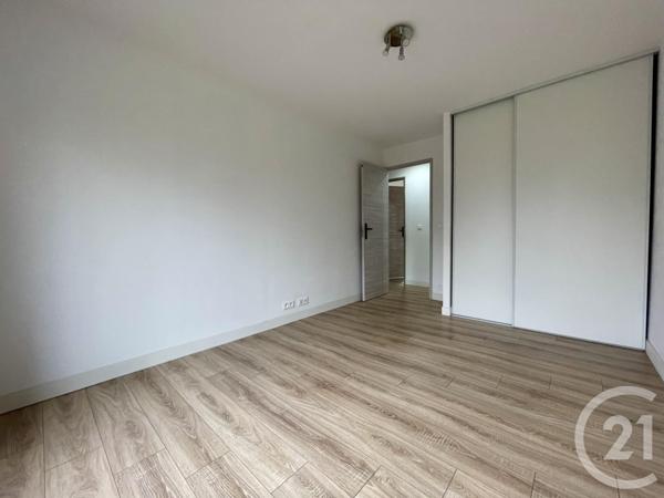 Appartement F4 à vendre  5 pièces - 102,94 m2 VILLEPARISIS - 77