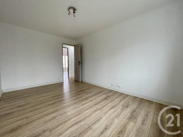 Appartement F4 à vendre  5 pièces - 102,94 m2 VILLEPARISIS - 77