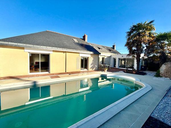 Maison 7 pièce(s) 175 m2 avec piscine