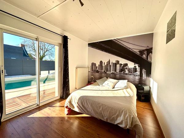 Maison 7 pièce(s) 175 m2 avec piscine