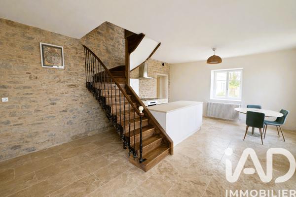 Maison à vendre 10 pièces 351 m² Saint-Gervais-sur-Couches