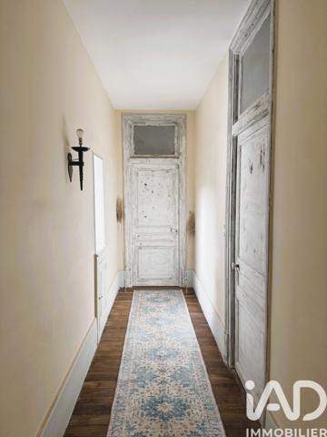 Maison à vendre 10 pièces 351 m² Saint-Gervais-sur-Couches