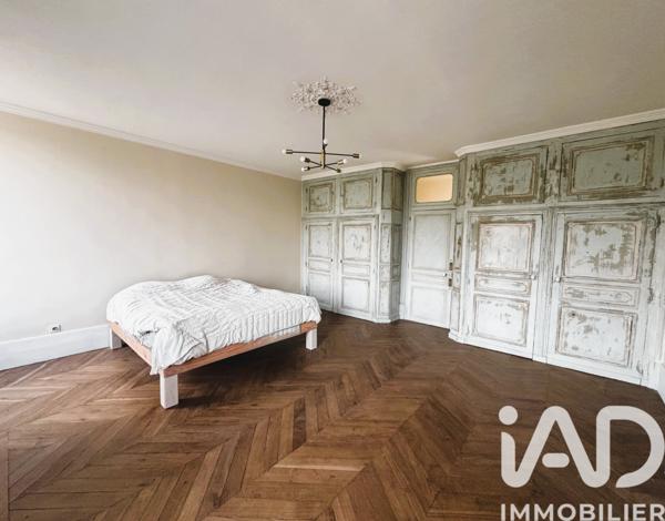 Maison à vendre 10 pièces 351 m² Saint-Gervais-sur-Couches