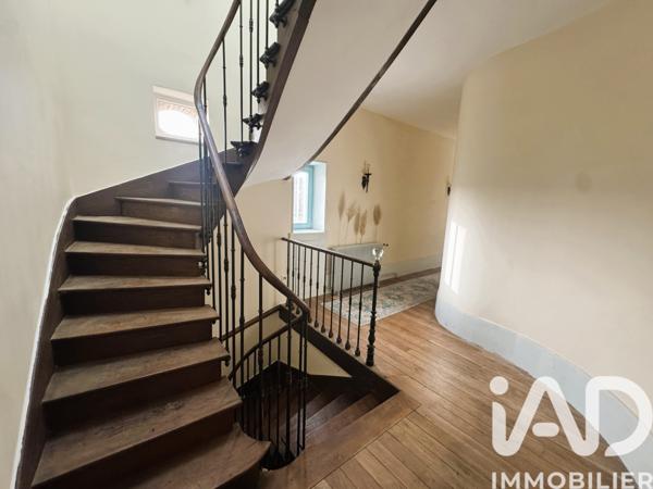 Maison à vendre 10 pièces 351 m² Saint-Gervais-sur-Couches