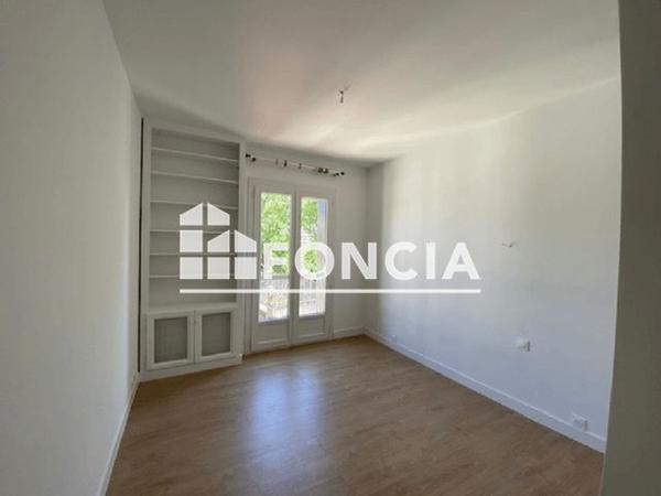 Location Appartement 4 pièces 109.6 m² - 17/19 AVENUE MONPLAISIR Avignon 84000