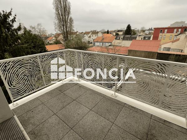 Location Appartement 3 pièces 62.19 m² - 76 - 82 ROUTE DE LA CHAPELLE Nantes 44300
