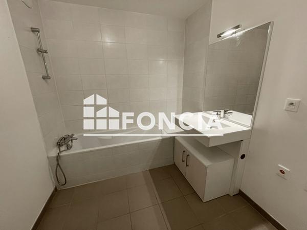 Location Appartement 3 pièces 62.19 m² - 76 - 82 ROUTE DE LA CHAPELLE Nantes 44300