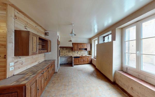 Maison à vendre    4 pièces • 144 m2 Sury-en-Vaux