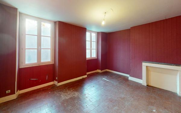 Maison à vendre    4 pièces • 144 m2 Sury-en-Vaux