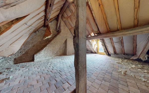 Maison à vendre    4 pièces • 144 m2 Sury-en-Vaux