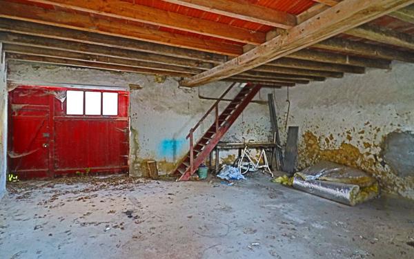 Maison à vendre    4 pièces • 144 m2 Sury-en-Vaux