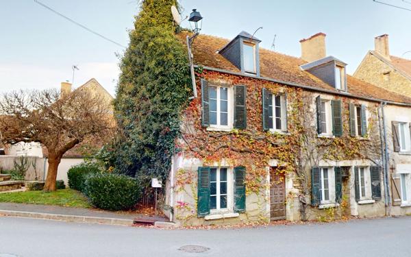 Maison à vendre    4 pièces • 144 m2 Sury-en-Vaux