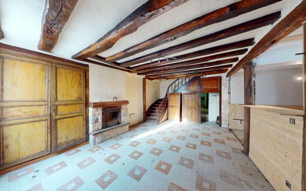 Maison à vendre    4 pièces • 144 m2 Sury-en-Vaux