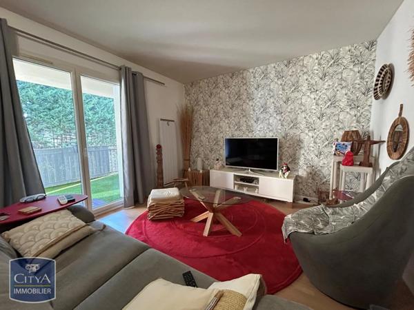 Appartement à louer 3 pièces 69m²