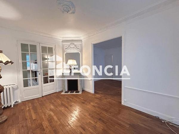 Location Appartement 3 pièces 73.29 m² - 17 RUE OLIER Paris 75015