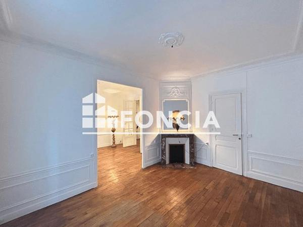 Location Appartement 3 pièces 73.29 m² - 17 RUE OLIER Paris 75015