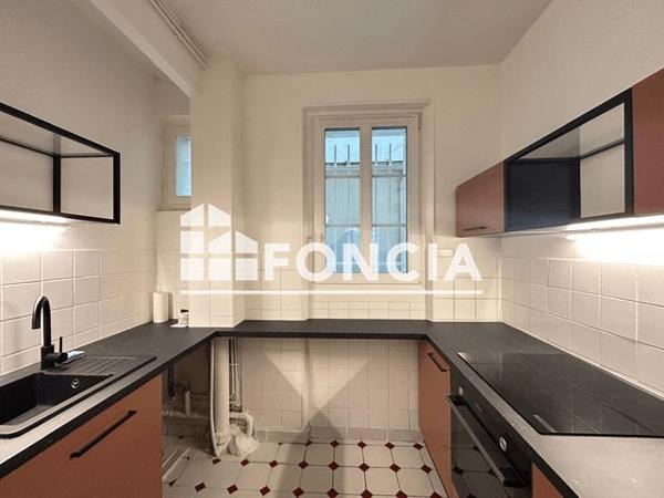 Location Appartement 3 pièces 73.29 m² - 17 RUE OLIER Paris 75015