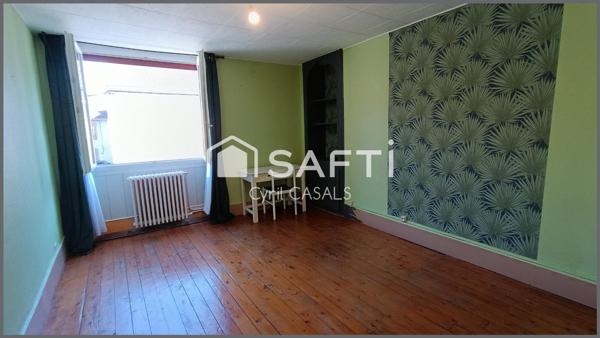 Maison 7 pièces de 197 m2 avec un terrain clos de 443 m2