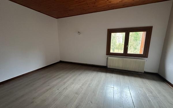 Maison à vendre    5 pièces •  Bar-le-Duc