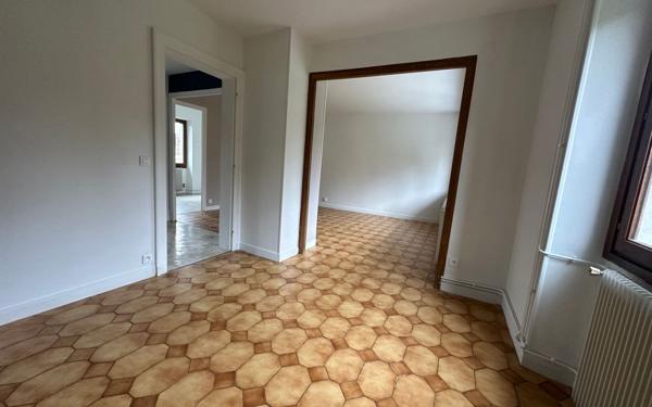 Maison à vendre    5 pièces •  Bar-le-Duc