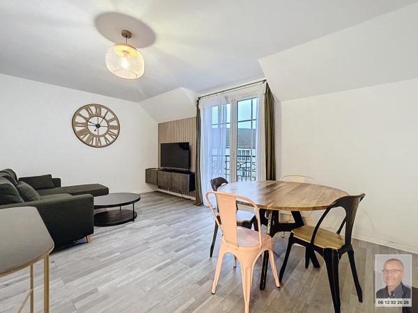 A LOUER T2 MEUBLÉ QUARTIER BOIS PARISIS