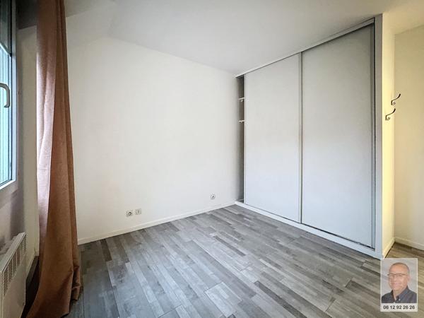 A LOUER T2 MEUBLÉ QUARTIER BOIS PARISIS