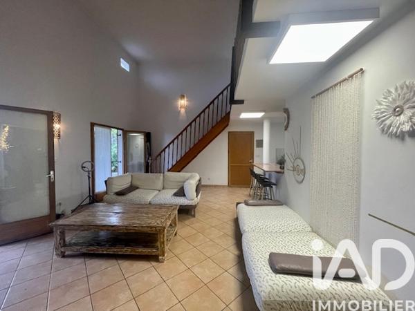 Maison à vendre 7 pièces 170 m² Sainte-Suzanne