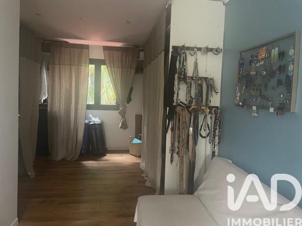 Maison à vendre 7 pièces 170 m² Sainte-Suzanne