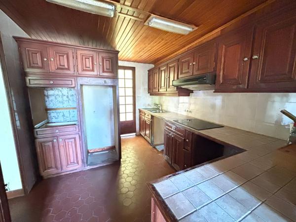 Maison 7 pièces à vendre à Pontoise - 315 000 € 315 000 € **  - Référence  11281