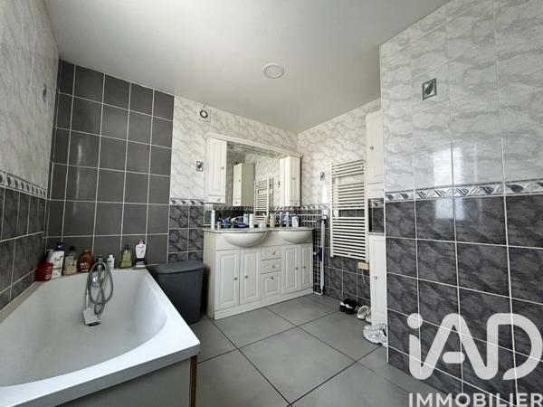 Maison à vendre 5 pièces 93 m² Port-Jérôme-sur-Seine