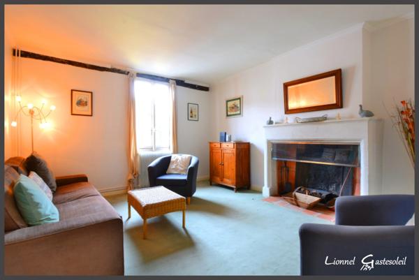 Maison à vendre 3/4 chambres à colombages au cœur de la bastide, idéale pour vivre ou investir à deux pas de la Dordogne à SAINTE FOY LA GRANDE (33)