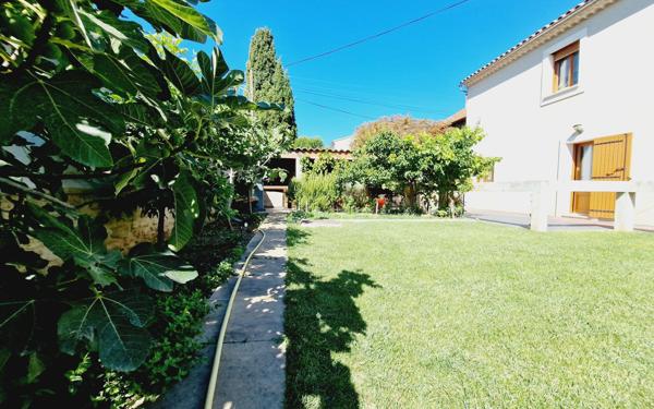 Maison à vendre    7 pièces • 187 m2 Carpentras