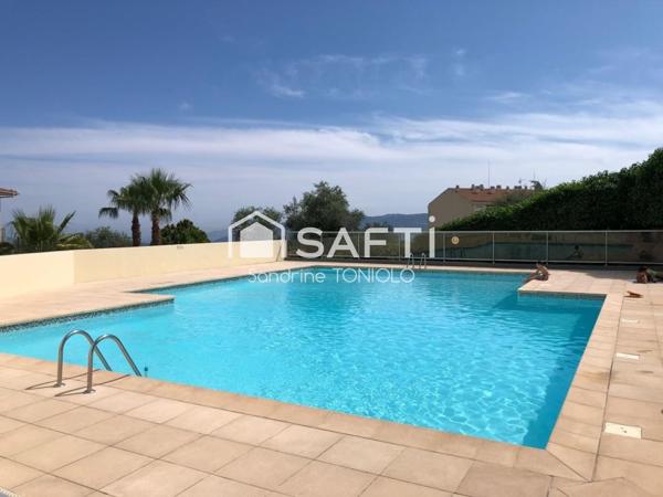 Appartement 3 pièces dans résidence sécurisée avec piscine