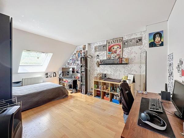 Maison coup de coeur à Mareuil-lès-Meaux - 6 chambres - 240 m2 - jardin de 836 m2 - garage double et nombreux stationnements