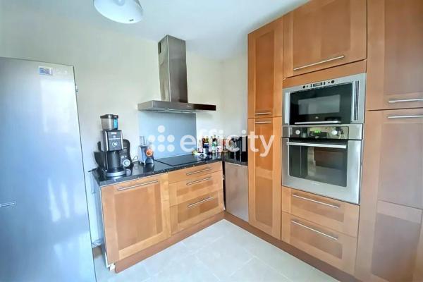 Maison 6 pièces - 139 m² Exclusivité efficity