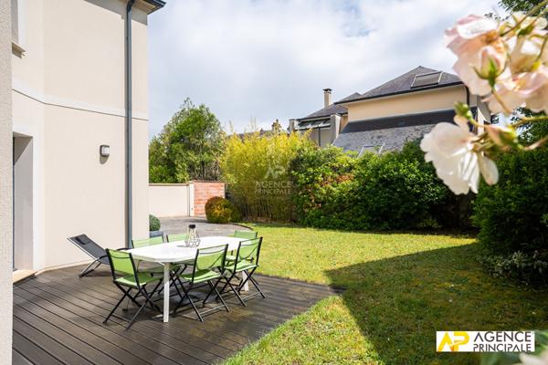 Maison Maisons Laffitte 180 m2 €1 275 000 ** - Référence 4696