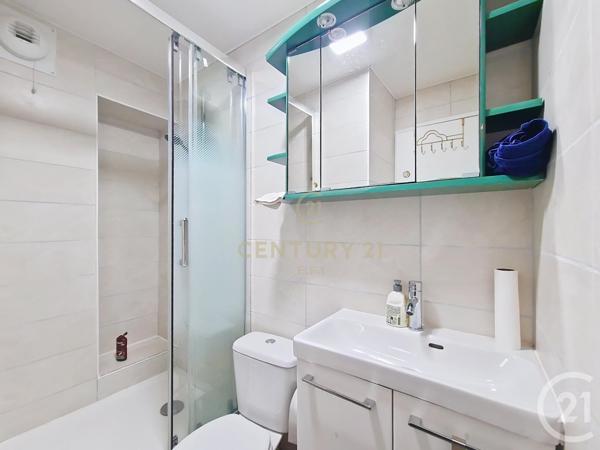 Appartement F6 à vendre  6 pièces - 76 m2 NOISY LE GRAND - 93