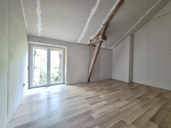 Maison 4 pièce(s) 2 chambre(s) 92.6 m²