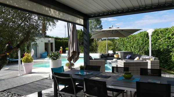 Maison ancienne atypique et rénovée, 9 pièces