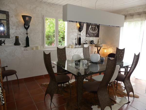 Maison ancienne atypique et rénovée, 9 pièces