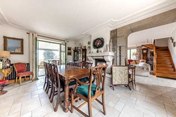 Maison à CANCALE, 35260 - 11 pièces 254m²