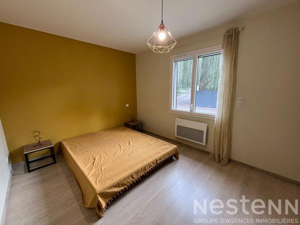 Maison récente Limoux avec trois chambres grand séjour terrasse piscine carport et terrain proche centre et commerces