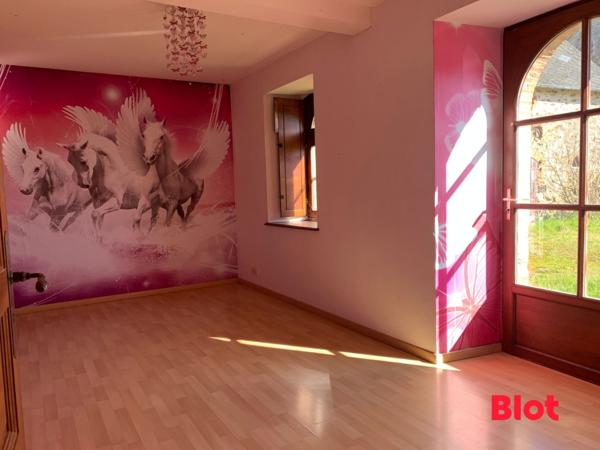 Maison 4 pièce(s)