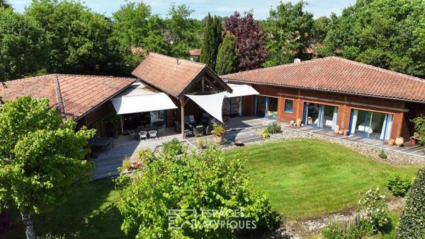 Maison d’Architecte et son jardin paysager luxuriant