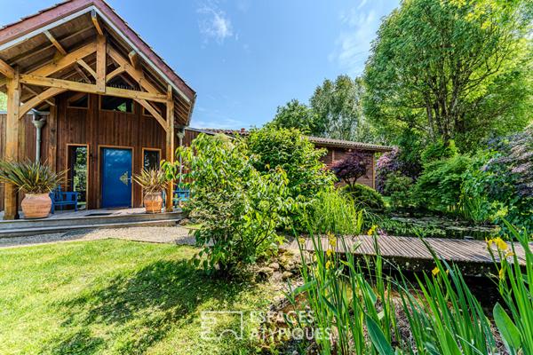 Maison d’Architecte et son jardin paysager luxuriant