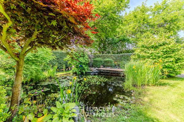 Maison d’Architecte et son jardin paysager luxuriant