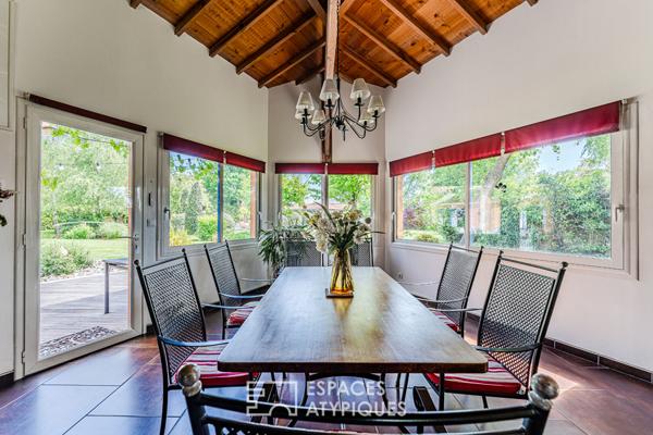 Maison d’Architecte et son jardin paysager luxuriant